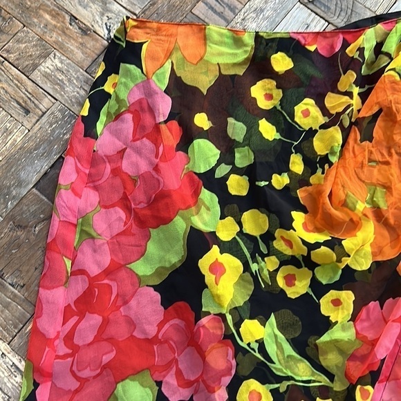 Silk Floral Skirt Neiman Marcus - Picture 2 of 9